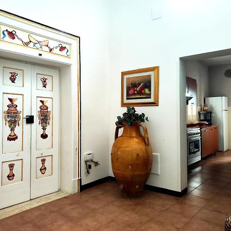Appartamento Palazzo Antonelli Monopoli Exteriör bild
