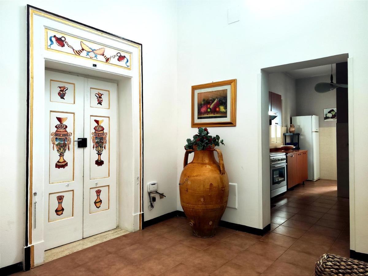 Appartamento Palazzo Antonelli Monopoli Exteriör bild